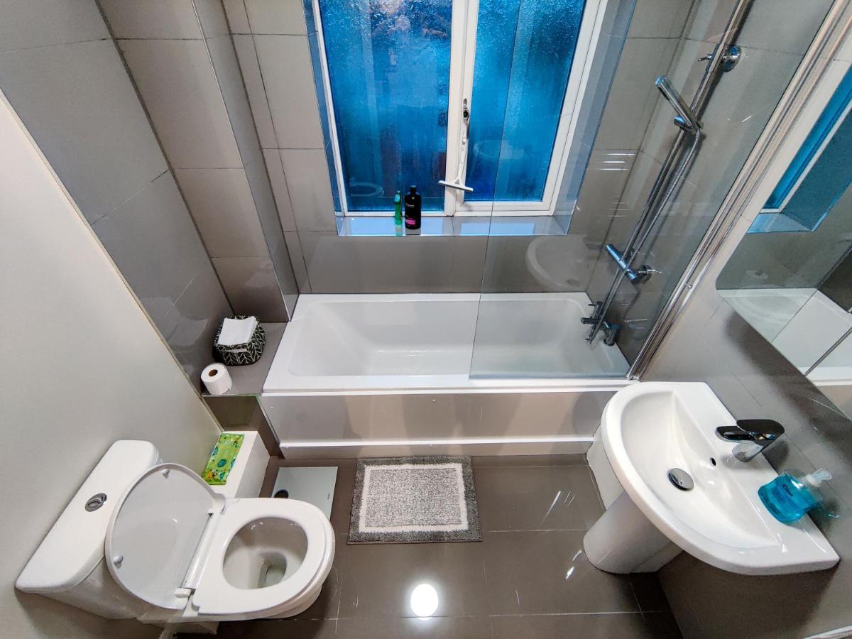 Joshua Court Single Room Stoke-on-Trent Dış mekan fotoğraf